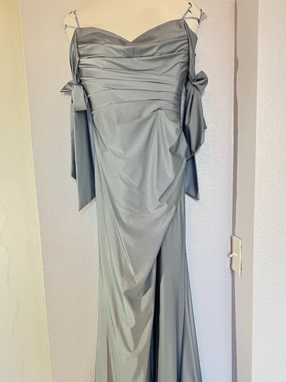 Cinderella Divine Prom Dress (US-6)